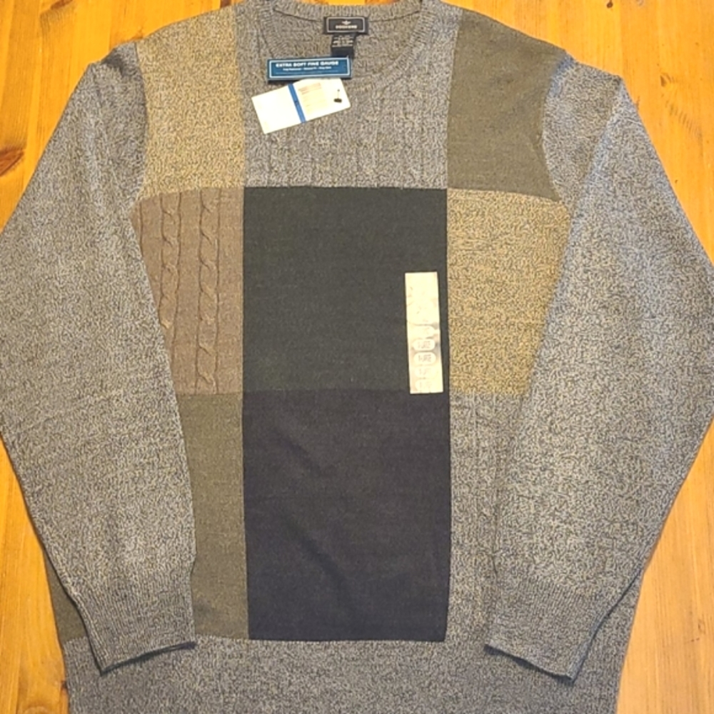 Dockers sweater